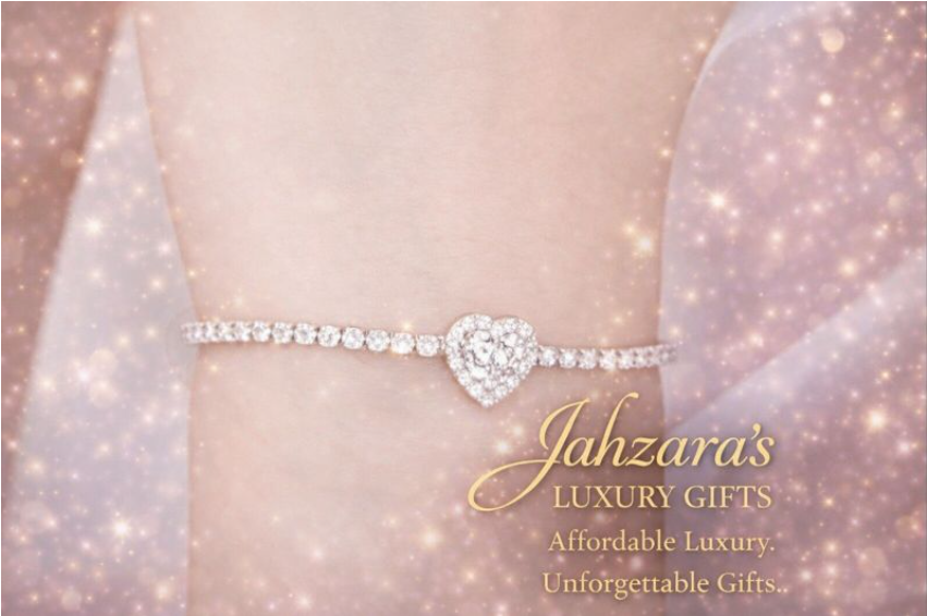 Romantic Heart Moissanite Tennis Bracelet | 925 Sterling Silver Heart Centerpiece