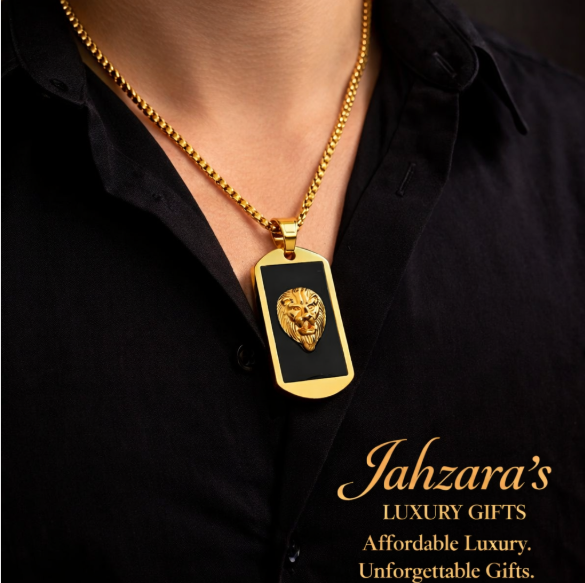Lion Head Dog Tag Pendant Necklace — 18K Gold Stainless Steel