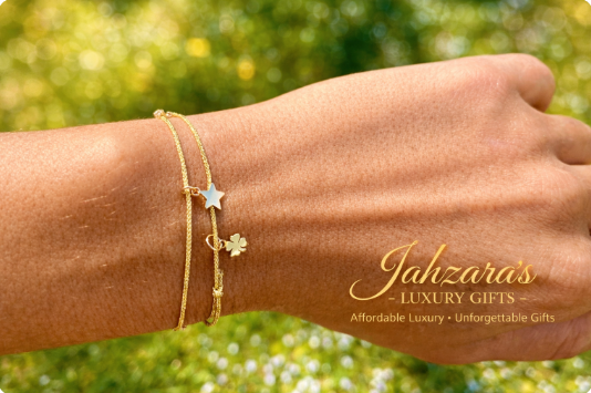 Gold Star Charm Bracelet