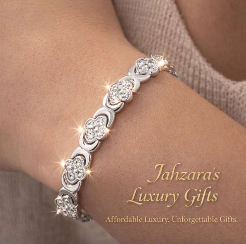 Four-Leaf Clover Diamond Bracelet | Titanium Steel Unisex Luck & Love Bracelet