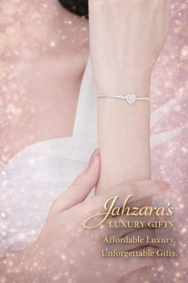 Romantic Heart Moissanite Tennis Bracelet | 925 Sterling Silver Heart Centerpiece